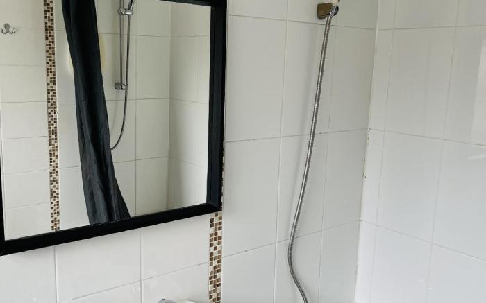 Ideal 2 bed pay-as-you-stay home in Widnes sleeps 5