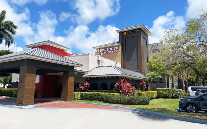 Hawthorn Extended Stay by Wyndham Ft Lauderdale Cypress Crk