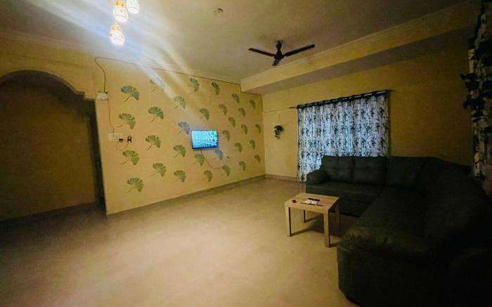 Lovely 2bhk at Begumpet with Ac/ free parking