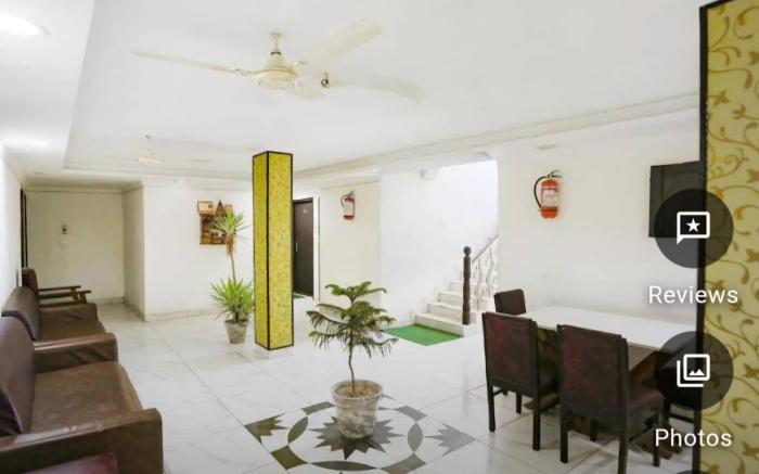 Hotel Limewood@Railway Station Dehradun