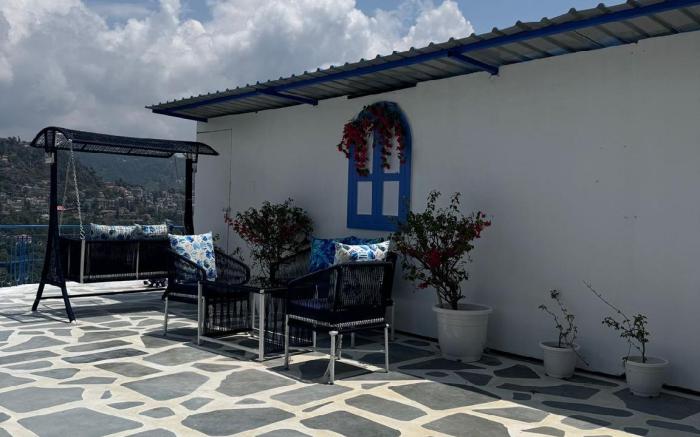 A Santorini Home - By Le Rêve