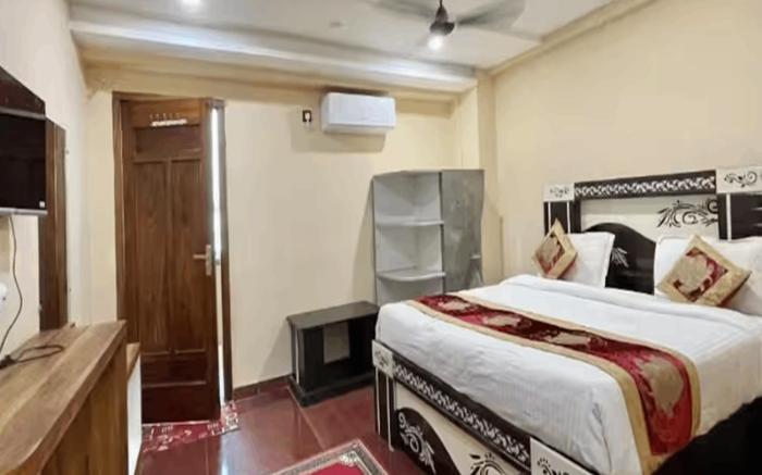 Hotel Shivee