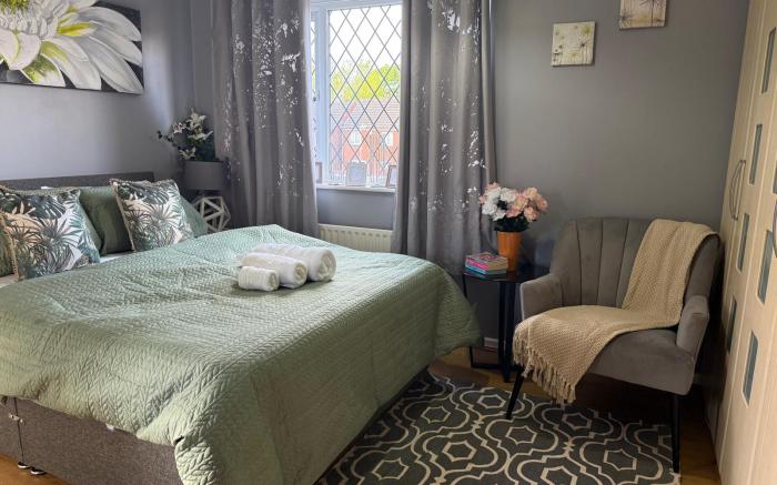 Premium Room for Family & Solo