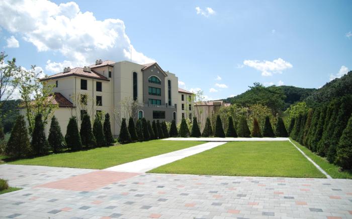 Baekhak Jayuroresort