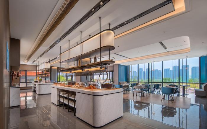 Holiday Inn Express Qingdao City Balcony Hotel