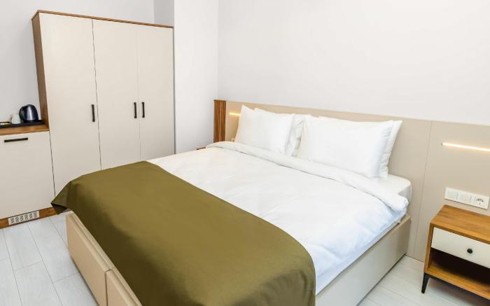 QUINNOVA HOTEL