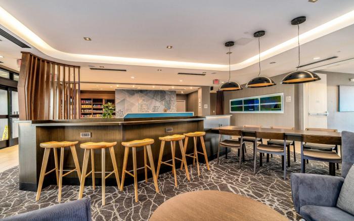 SpringHill Suites by Marriott Oakland Airport