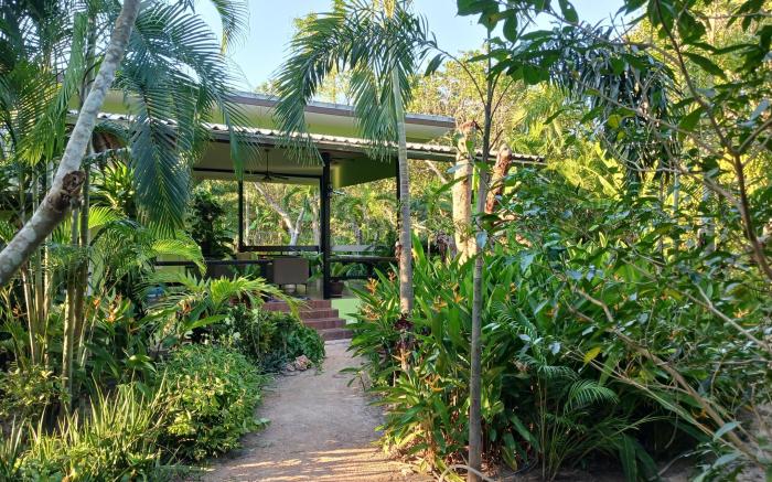 Lovely house in lush garden