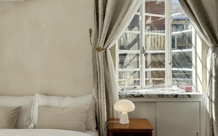 Shanghai Hills& Art Suite 15
