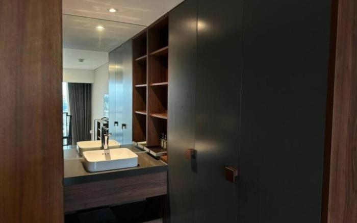 Hi.Home Suites - Penstudio WestLake Hanoi