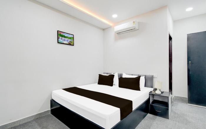 Hotel O N Grand
