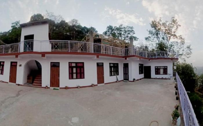 SUN SHINE HAVEN RETREAT