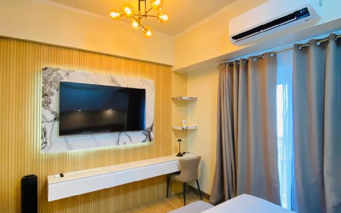 * * 23 Comfy Nest for Three