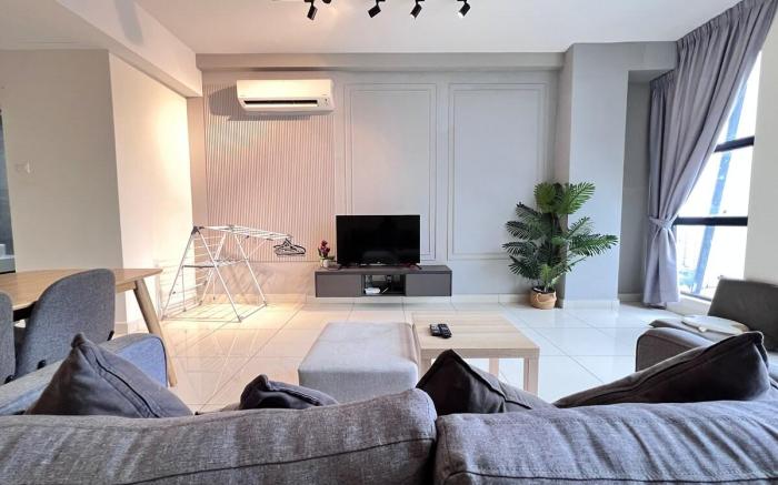 Wide-Heaven 2Bedroom   KLCC VIEW @ Artemontkiara