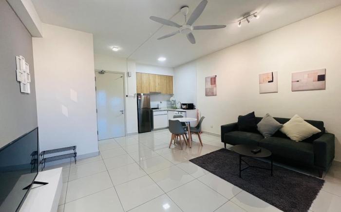 Blazing 1Bedroom @freeparking @Artemontkiara@Mitec