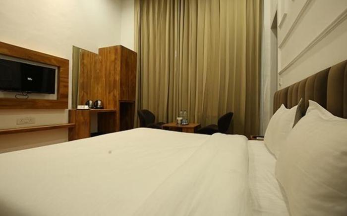 FabHotel Amar Villa