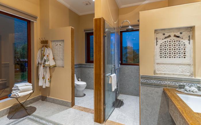 Dev Bagh Luxurious Private Suites