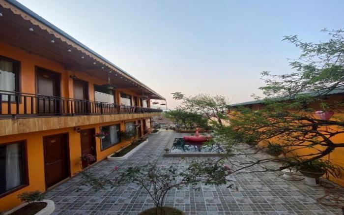 ALLEY HOUSE SAPA HOMESTAY