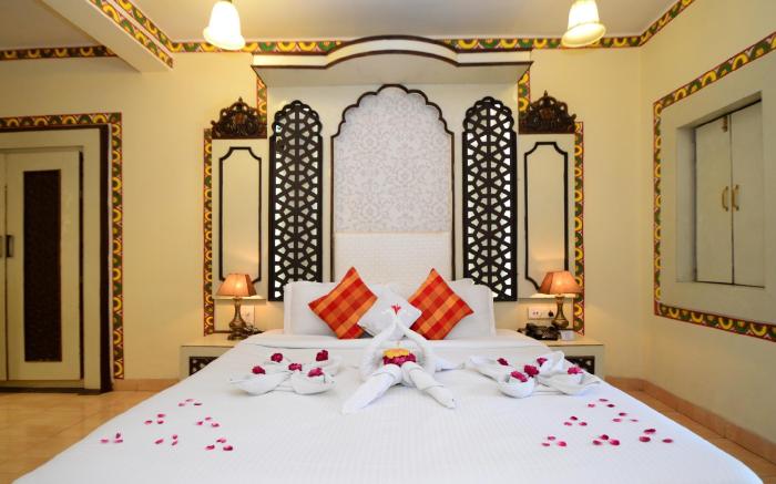 Chokhi Dhani Aangan – An Ethnic Village Resort, Indore