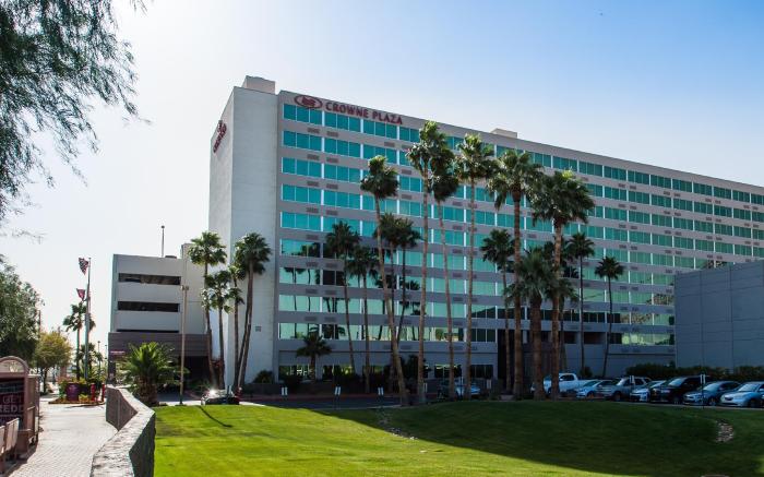 Crowne Plaza Phoenix Airport - PHX By IHG