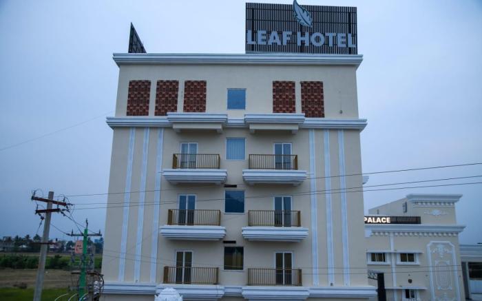 Leaf Hotel