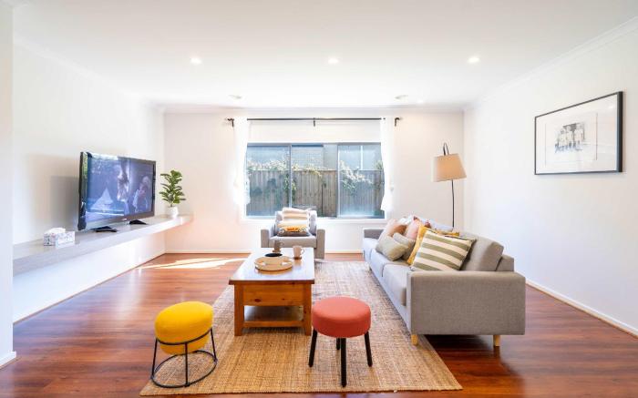 Lux Clyde North Super Spacious Retreat