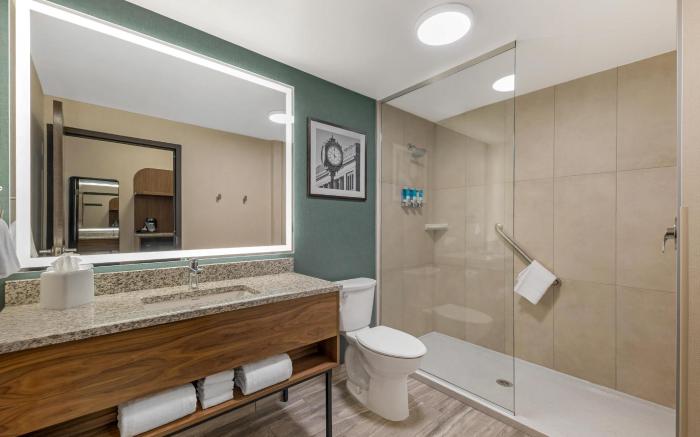 Drury Plaza Hotel Lincoln Downtown