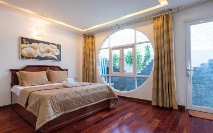 5-Bedroom Comfort | Prime City Location