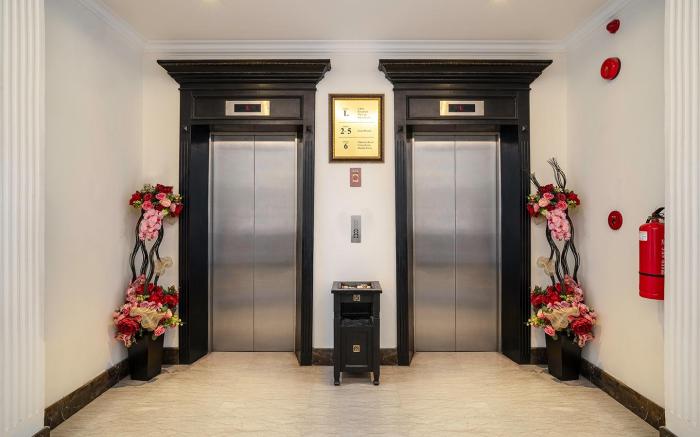 Sutomo Hotel Losari Makassar By LIFE