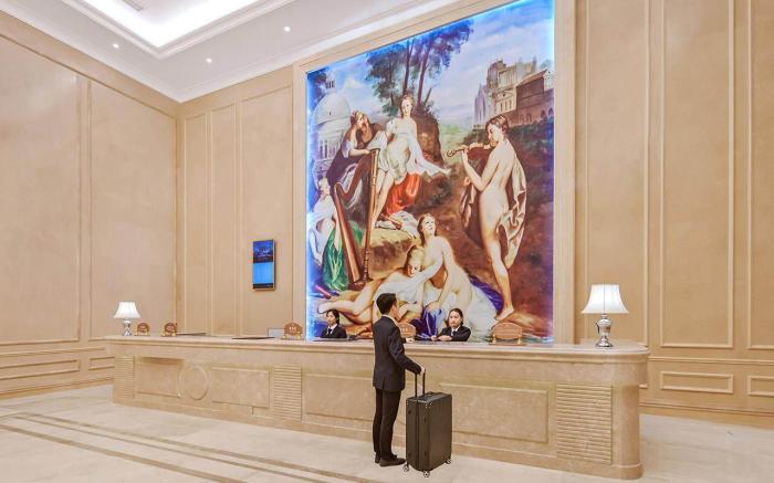 Vienna International Hotel Xingyi Wanfenglin Airport Pingdong Plaza