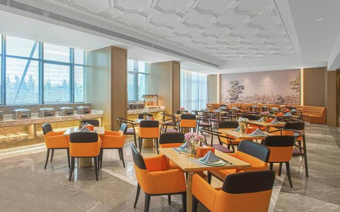 Vienna International Hotel 5.0 Chengdu Panda Base Sanhechang Metro Station