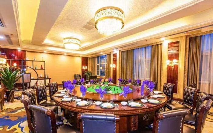 Vienna International Hotel Xining Chengbei Wuyue Plaza