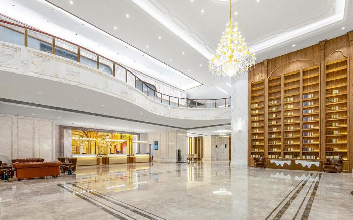 Vienna International Hotel Luxian High-Speed Railway Station Government Affairs Center