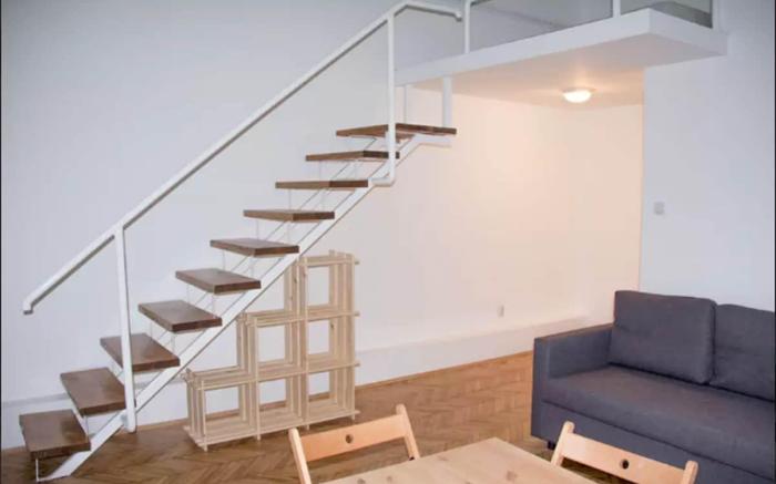 Sipone - fizzy studio right in the centre