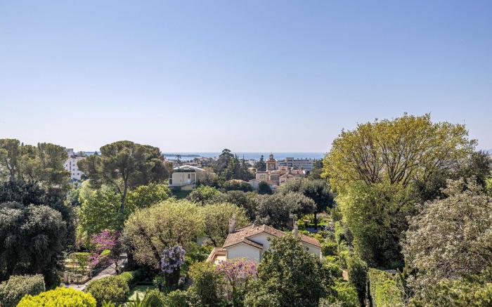 Modern flat with sea view - AC- 2BR- 4P - Cannes