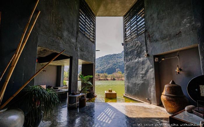 Avartarn Miracles Hotel