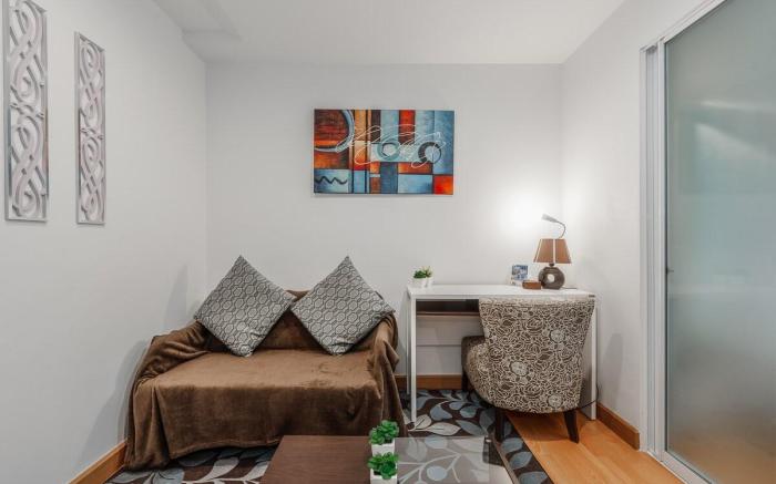 *Cozy Condo w/ Pool, Gym & Mountain View C193