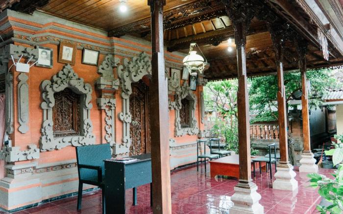 Dara House