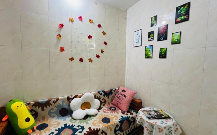 Studio siêu mặt đất 