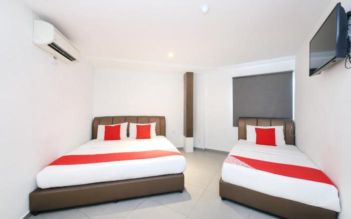 Super OYO 246 Link Inn