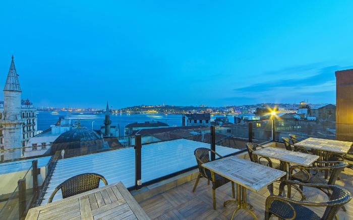 Ada Karakoy Hotel