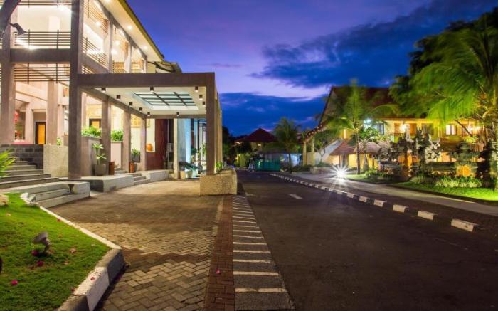 Plagoo Holiday Hotel