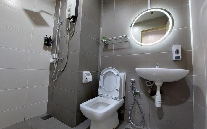 Three Elements *Muji *MRT2 *Netflix *Self Chk-In