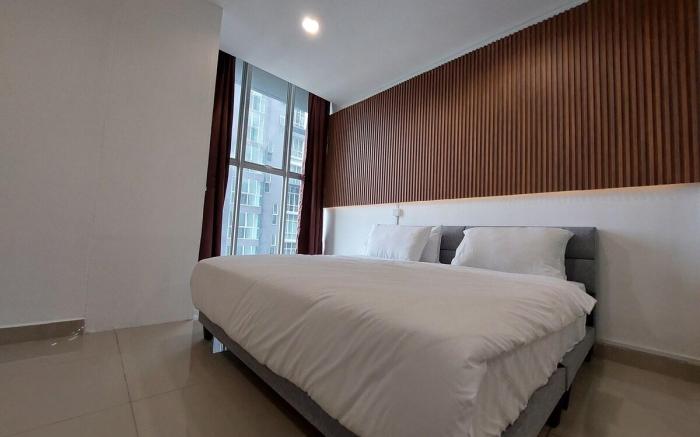 Three Elements *Muji *MRT2 *Netflix *Self Chk-In