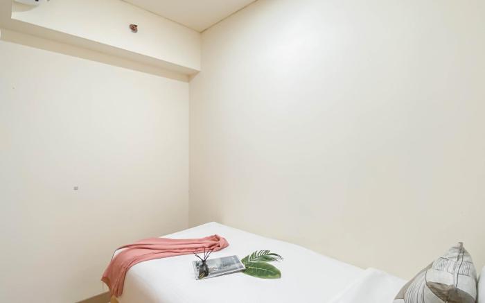 Spacious Good 3BR at Meikarta Apt By Travelio
