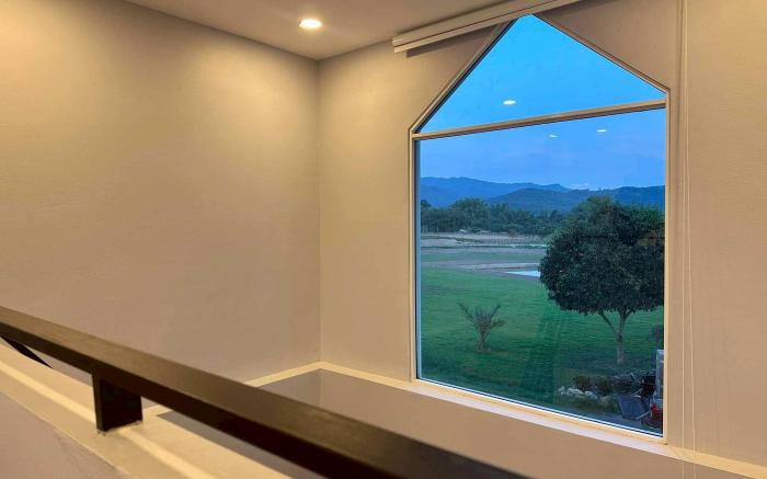 Naoat Resort Farm & Cafe