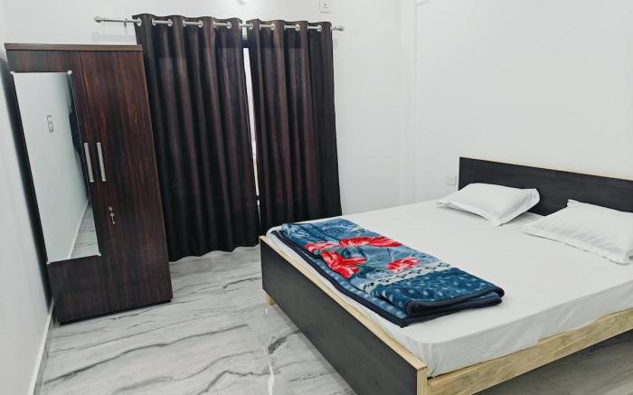 Affordable Non-AC Room Near IIM College