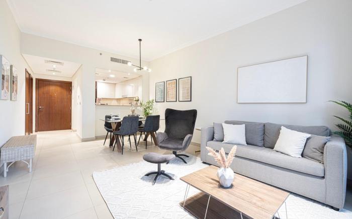 Stylish 1BR | Burj Khalifa View
