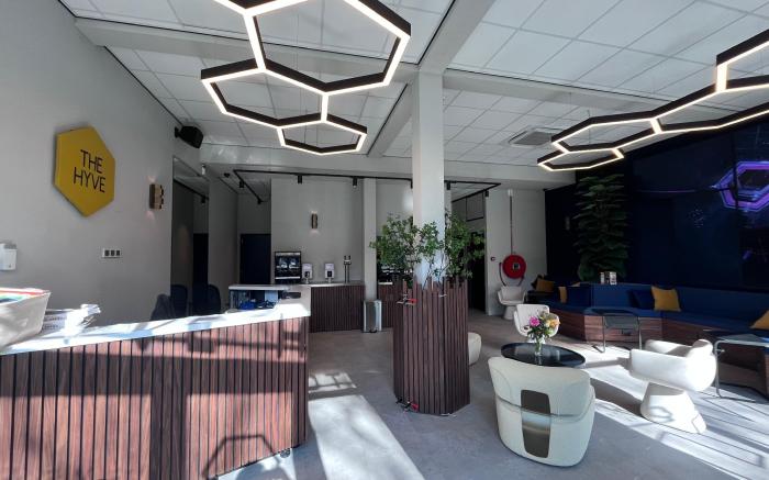 The Hyve Capsule hostel Amsterdam