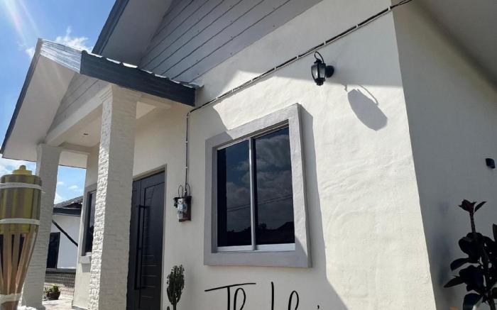 The LuLa’s Cottage